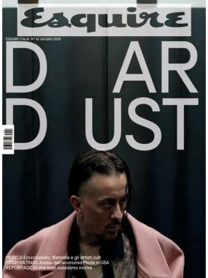 Affiche du document Esquire (Italy)