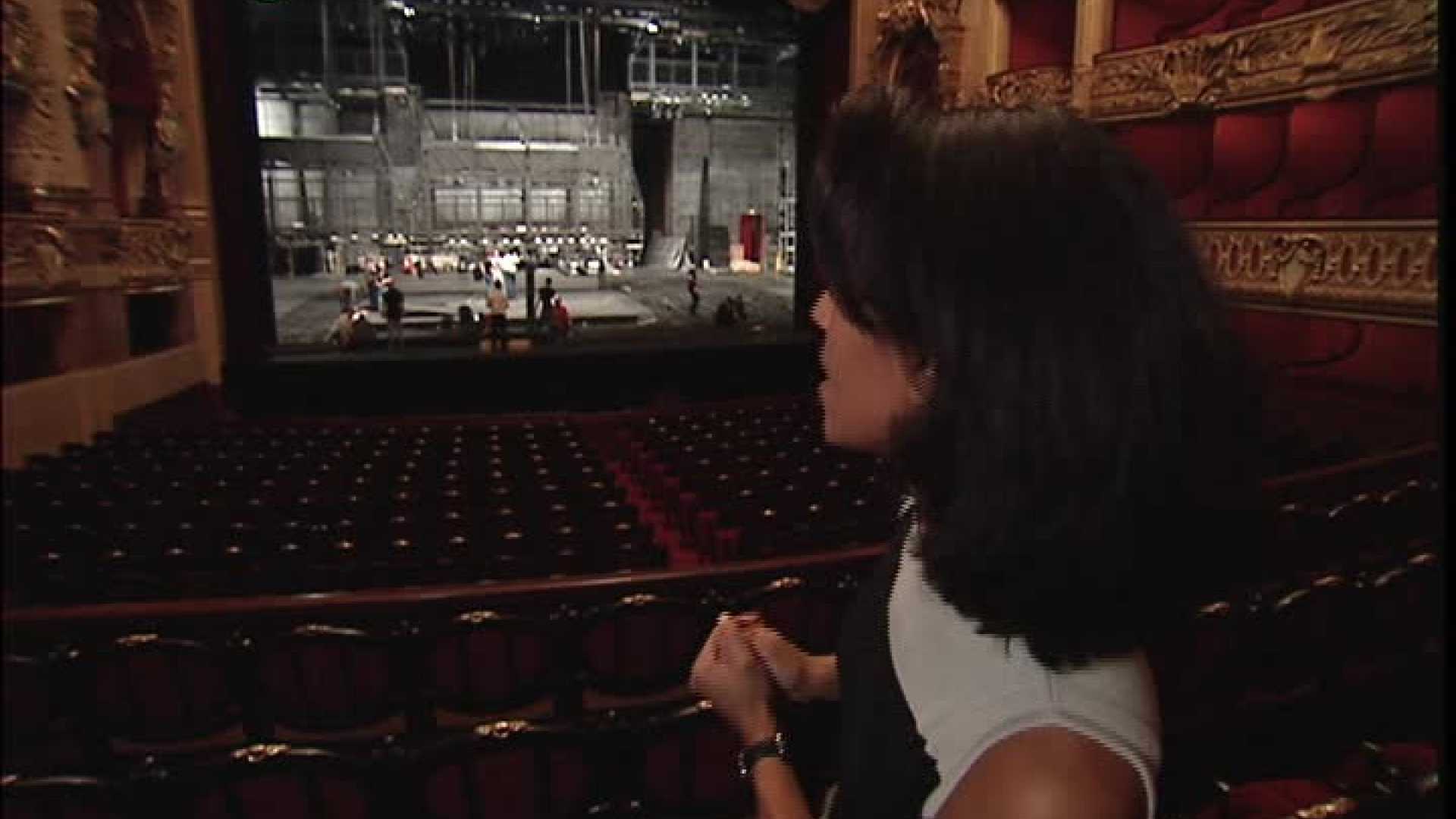Affiche du document C'est pas sorcier : Dans les coulisses de l'opéra